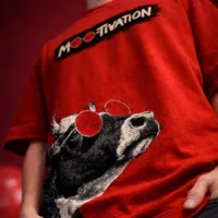 MOO-TIVATION oversized red t shirt